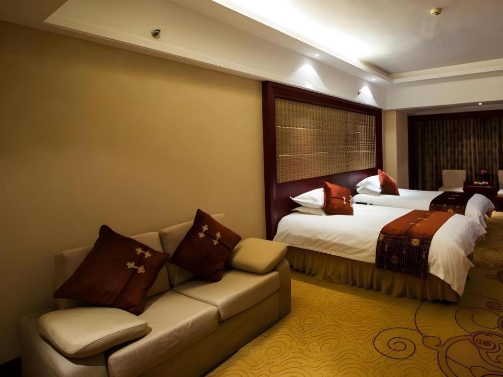Feicheng Blossom Hotel Экстерьер фото