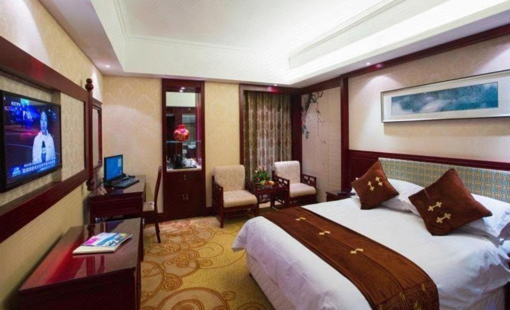 Feicheng Blossom Hotel Экстерьер фото
