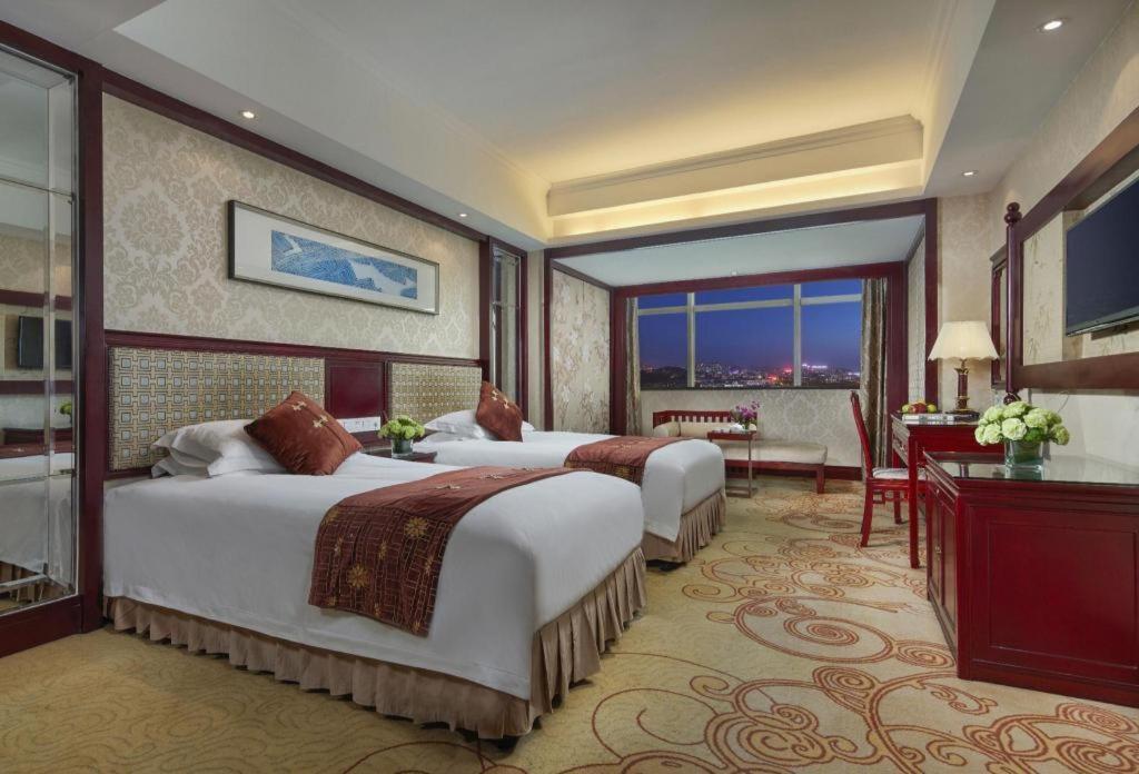 Feicheng Blossom Hotel Экстерьер фото