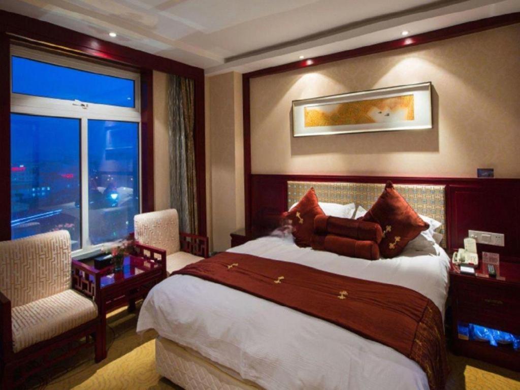 Feicheng Blossom Hotel Экстерьер фото