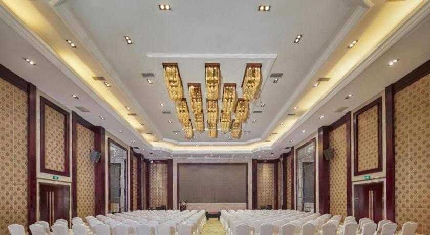 Feicheng Blossom Hotel Экстерьер фото
